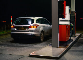 Jak powstaje benzyna? Sekrety paliwa, bez którego nie ruszysz w drogę benzyna